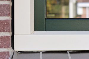 Hoe werkt het onderhoud van uw kunststof kozijnen?
